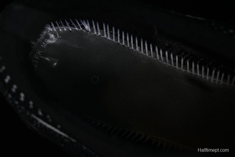 Nike Vapormax 2023 Flyknit Running Shoes with Full-Length Air Cushion - DV1678-001