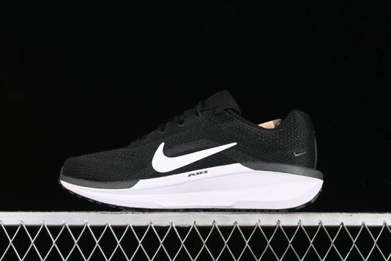 Nike Zoom Winflo 11 Breathable Mesh Cushioned Running Shoes with Air Cushion - FJ9509-001