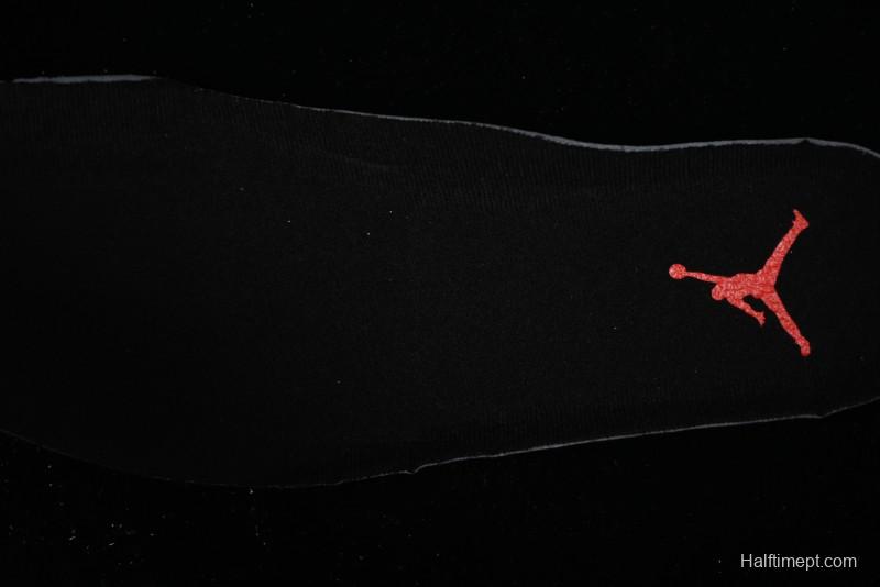 Nike Air Jordan 13 Retro Basketball Shoes in Black/White - 414571-104