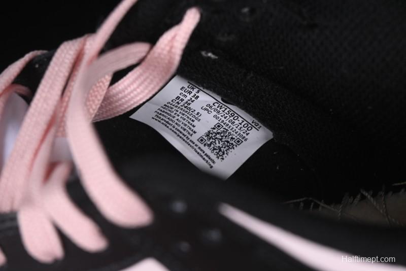 Nike SB Dunk Low Casual Skate Shoes in Blackberry Pink - CW1590-100