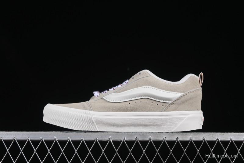 Vans Knu Skool Low-Top Retro Chunky Sneakers - VN000D6ZE2S