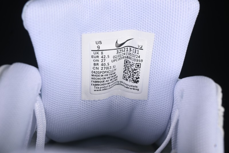 Nike Air Max 90 Retro Running Shoes with Air Cushion Technology - HM0628-001