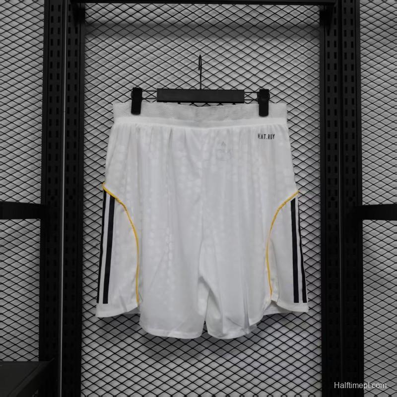 Player Version 25/26 Real Madrid Home Shorts