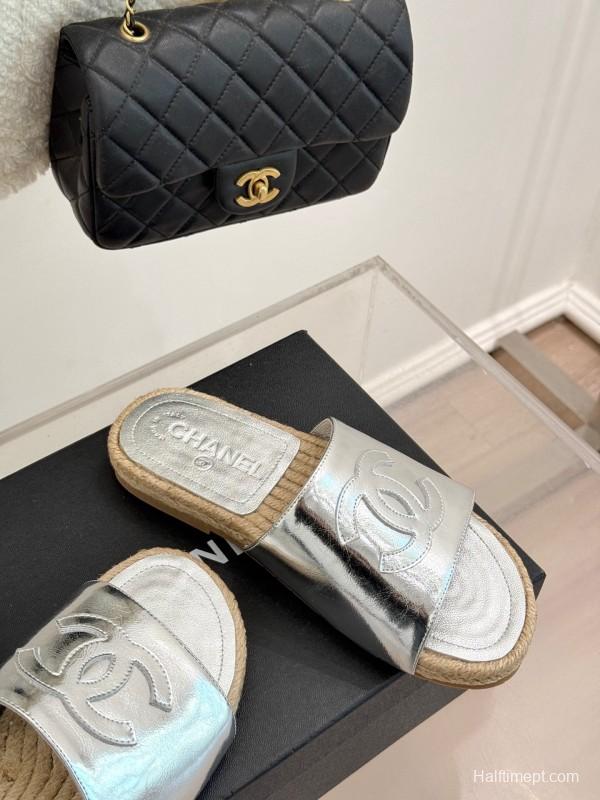2025 Slippers Chanel Silver Leather Espadrille CC KFY00230
