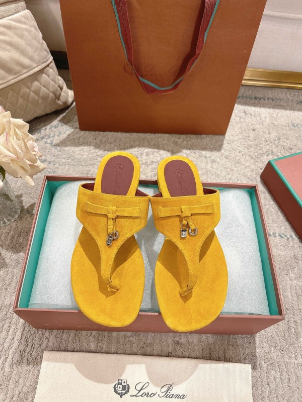2025 Slippers LP Yellow Suede Slippers LY00250