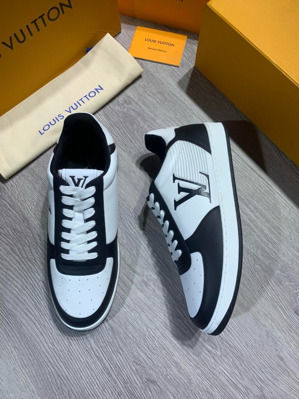 2024 Unisex Louis Vuitton Black White Nappa Calf Leather Sneaker High Frequency Logo MJ00380