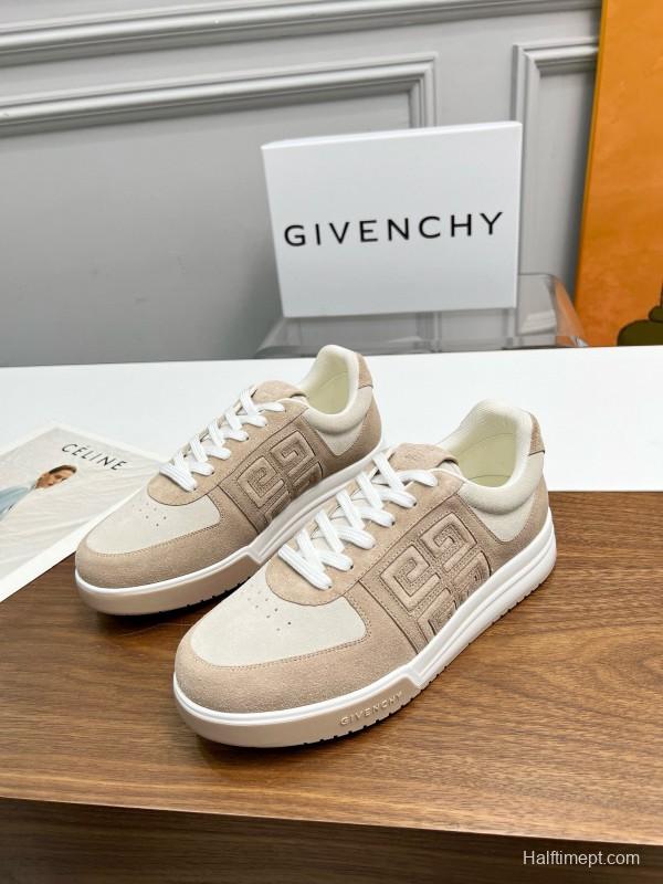 2024 Unisex Givenchy Beige Silk Calfskin Patent Leather Sneakers MJ00380