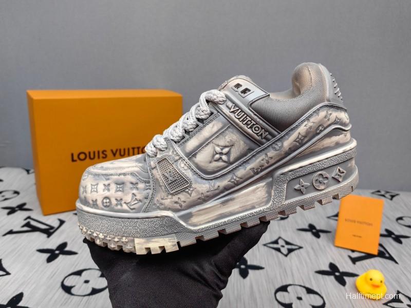 2025 Unisex Louis Vuitton Silver Leather Plimsolls Top Version KFY00510