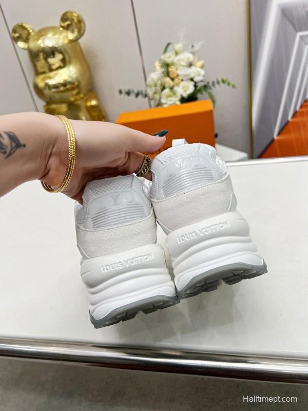 2025 Unisex Louis Vuitton White Leather Mesh Running Shoes LY00340