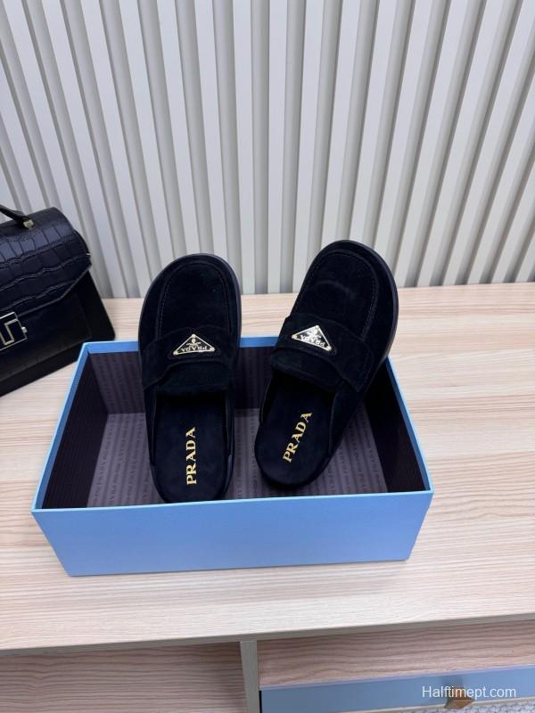 2025 Women Prada Black Suede Loafers Slip-On KFY00280