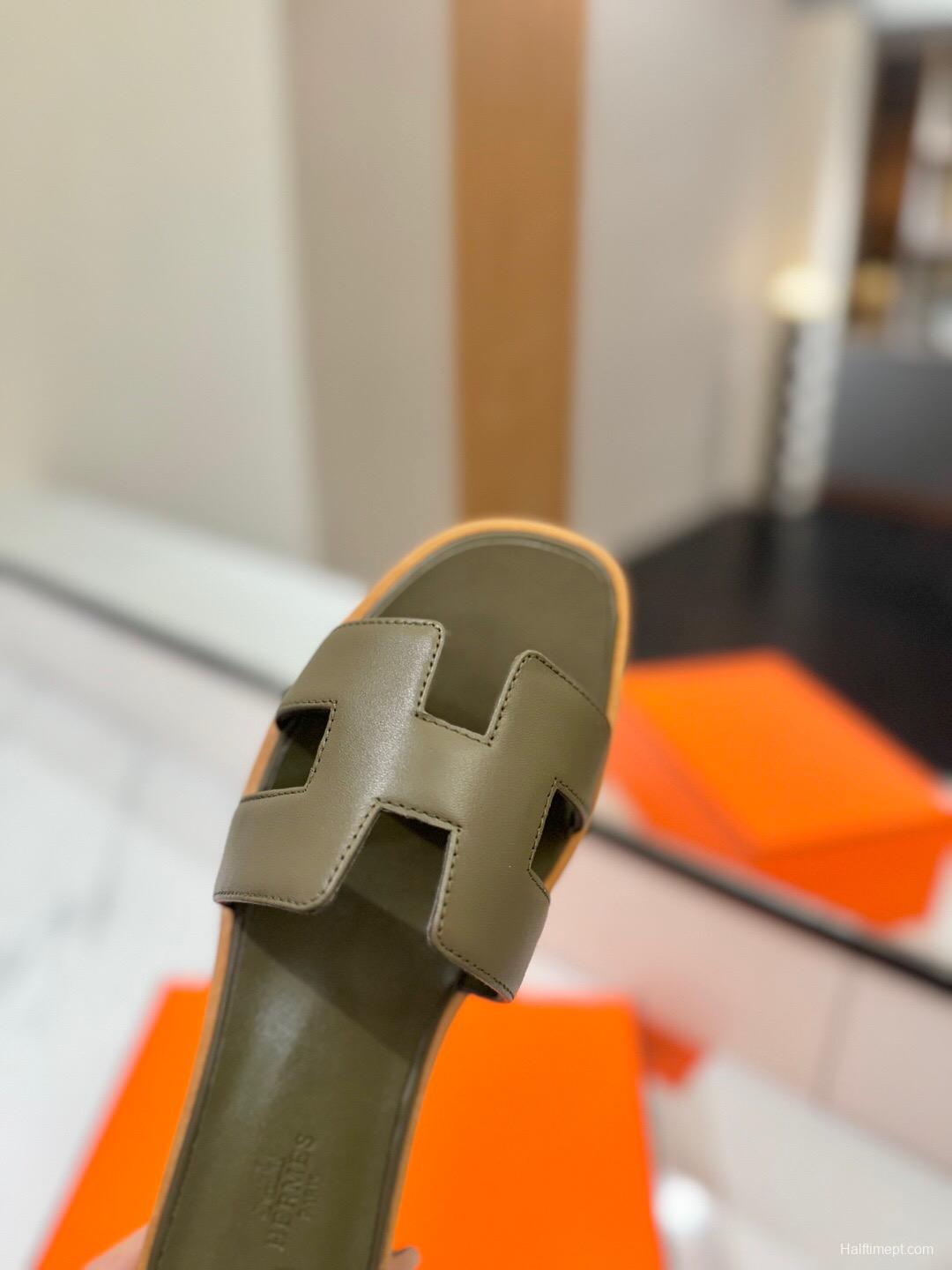 2025 Women Hermès Olive Leather Slippers