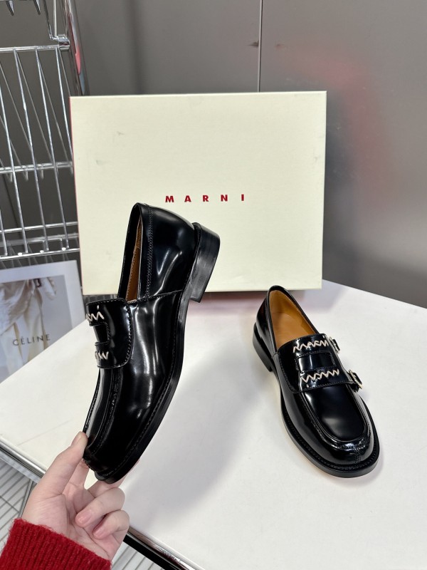 2025 Women Marni Black Leather Loafers KFY00320