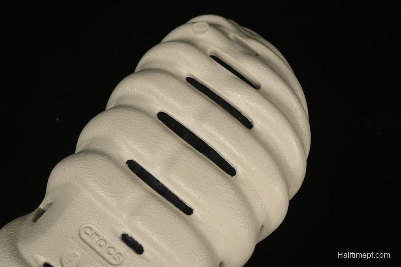 Crocs Bobs Flat Heel Closed Toe Slip-On Beach Clog Sandals