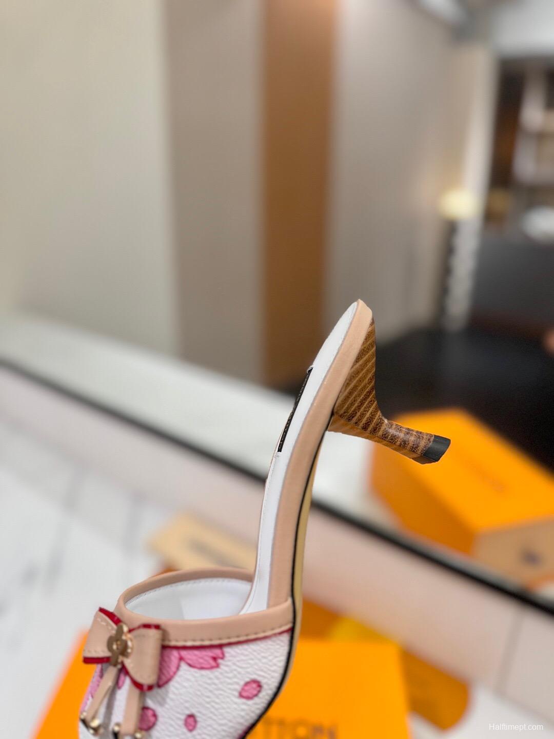 2025 Women LV White Pink Leather Floral Sandals