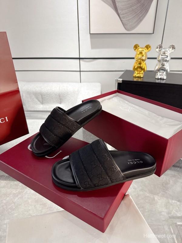 2025 Unisex Gucci Black Fabric Slippers GG Embossed AS00240
