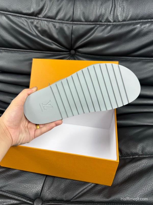 2025 Men Louis Vuitton White Leather Slippers AS00180