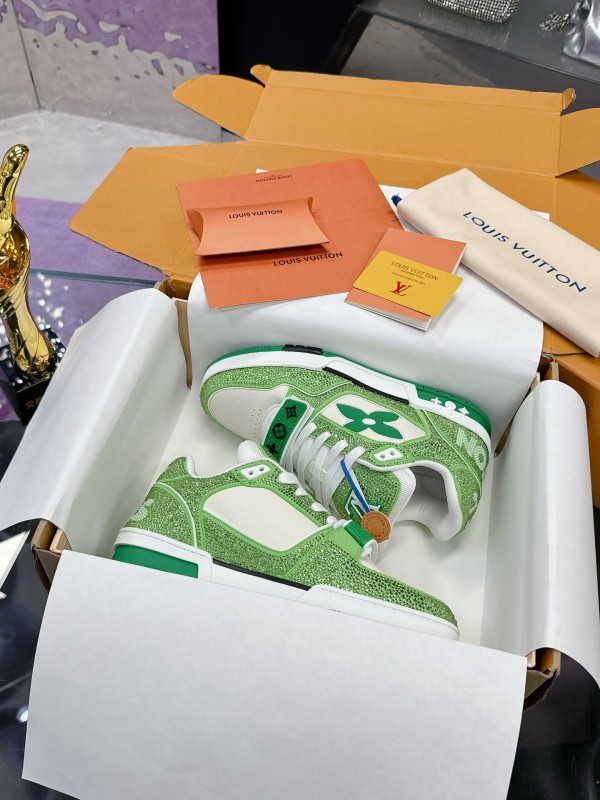 2025 Unisex Louis Vuitton Green White Leather Fabric Plimsolls Handmade Crystal Detailing AS00400
