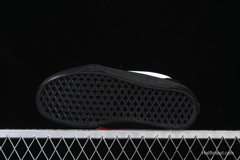 Vans Knu Skool Low-Top Suede Skate Shoes - VN0009QCBMA