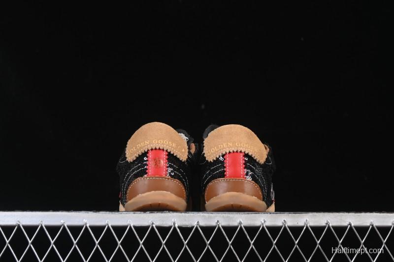 Golden Goose True Star Distressed Leather Sneakers - GGDB