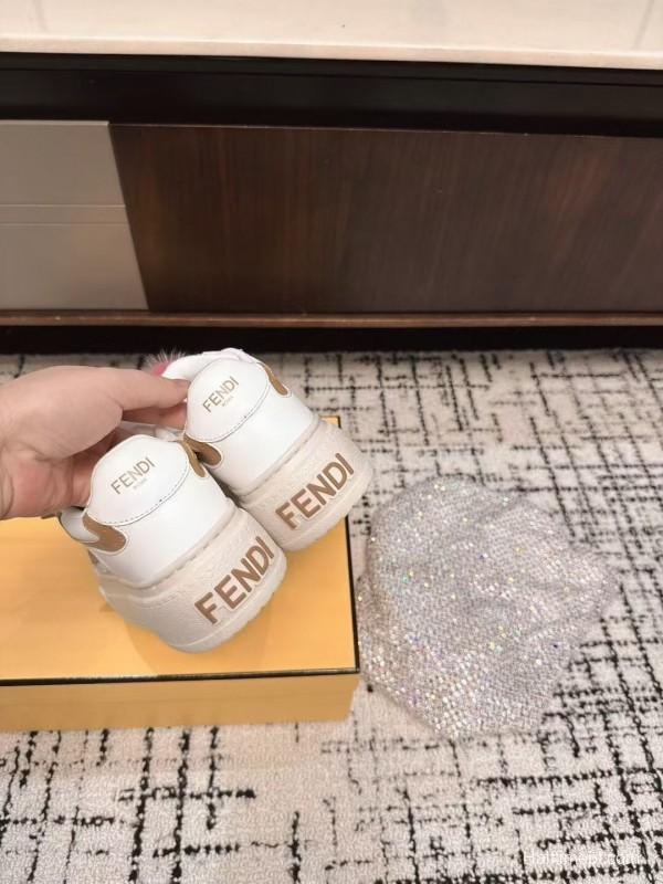 Fendi Match Series Platform Sneakers - KFY00320