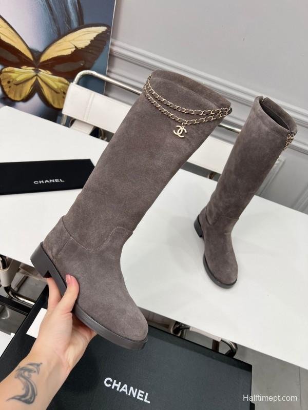 Chanel 2025/SS Quilted Leather Chain CC Logo Flat Ankle Boots - LY00510