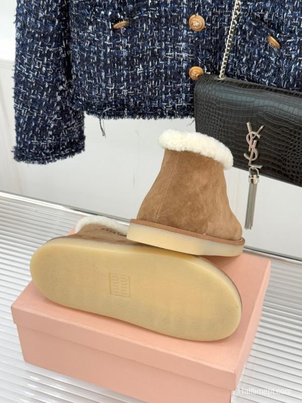 Miu Miu Retro Shearling Platform Snow Boots - KFY00300