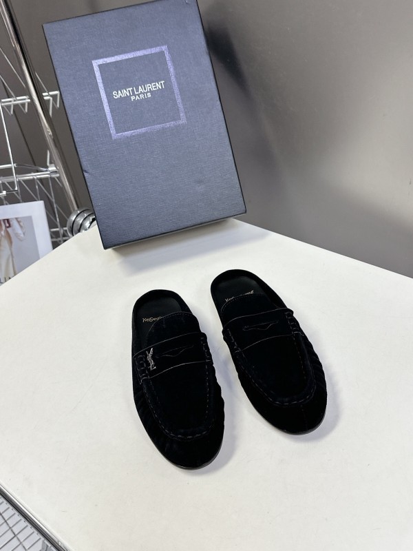 Saint Laurent Classic Loafer Mule Flats - KFY00320