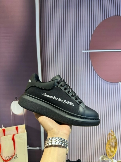 Alexander McQueen High-Quality Upgraded Sneakers - AS00300