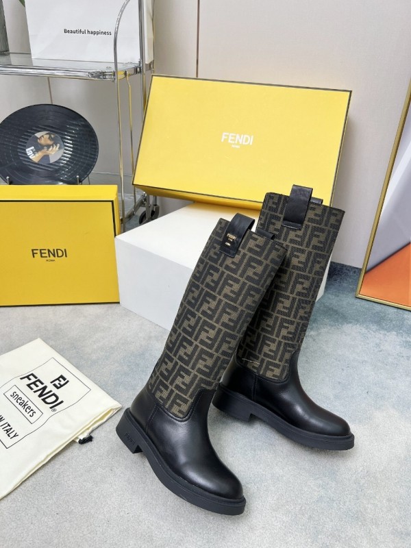 FENDI 2025/SS Fall Winter Monogram Platform High Boots - LY00400