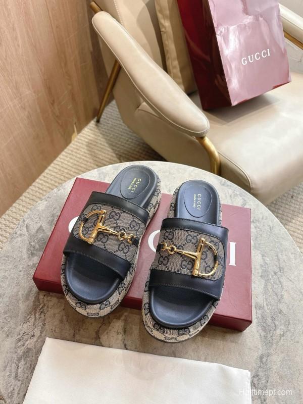 Gucci 8356-8 Women's Sandals with Horsebit Detail and Gold Hardware