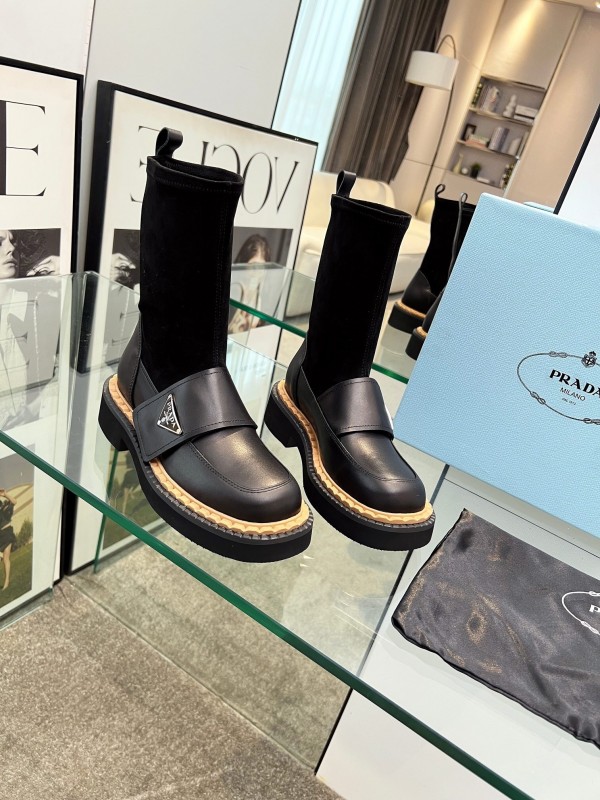 Prada Infinite Versatile Ankle Boots for Women - LY00300