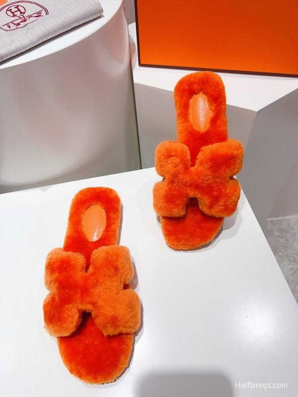 Hermès Teddy Wool H Slippers Flat Sole Fur Slides - LY00240
