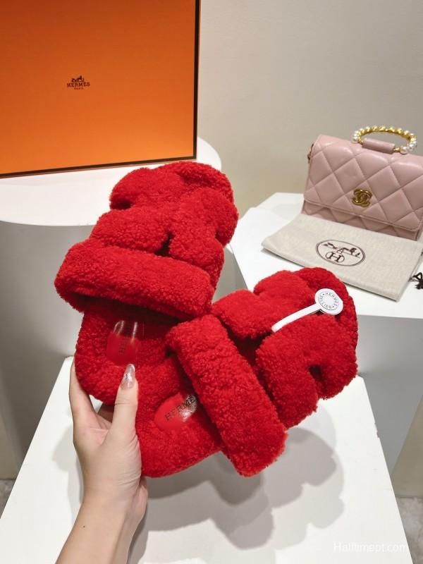 H Love Erjiu Full Wool Slippers with Wavy Fur Design - LY00270
