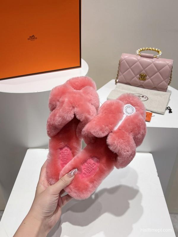 Hermès Autumn Winter Flat Fur Slippers - LY00240