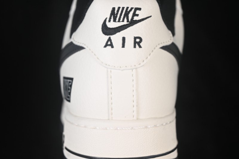 Nike Air Force 1 '07 Low Black White Classic Low-Top Casual Sneakers - JP8028-073