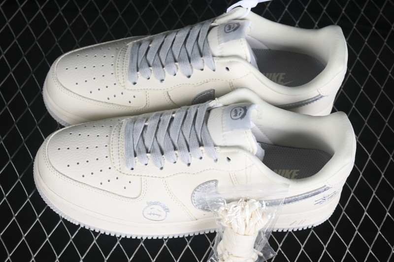 Nike Air Force 1 '07 Low Basketball Shoes with Full-Length Air Cushion - DW8806-013