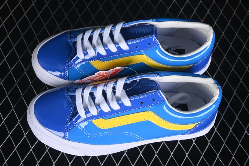 Vans Old Skool Low-Top Skateboarding Shoes with Patent Leather Finish - VN000E8VCCZ