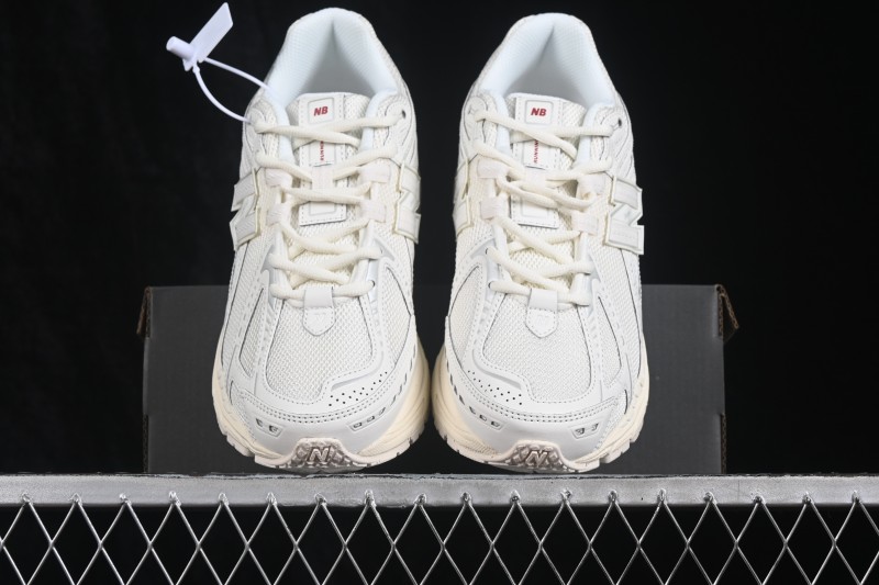 New Balance 1906 Running Shoes with Retro Dad Style and Arch Support - U19066KA