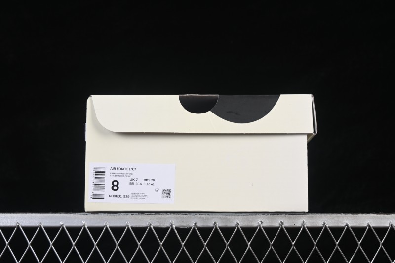 Nike Air Force 1 '07 Low Basketball Sneakers with Classic Design and Metallic Accents - NH0601-529