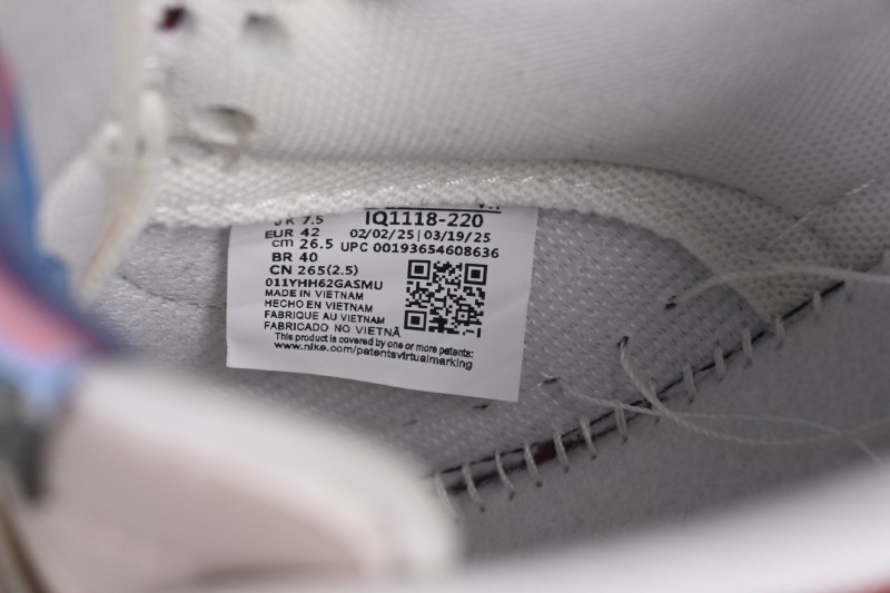 Nike SB Dunk Low Year of the Horse Limited Edition Low-Top Skateboarding Shoes - IQ1118-220