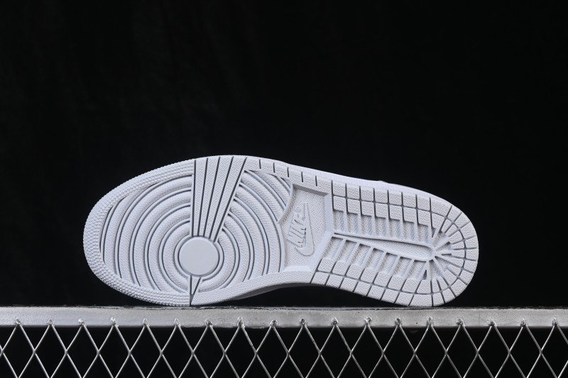 Nike Air Jordan 1 Low Retro Basketball Shoes with White Grey Blue Accents - 553558-400