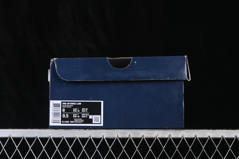 Nike Air Force 1 '07 Low Basketball Shoes with Black and White Color Blocking and Full-Length Air Cushion - KL1688-006