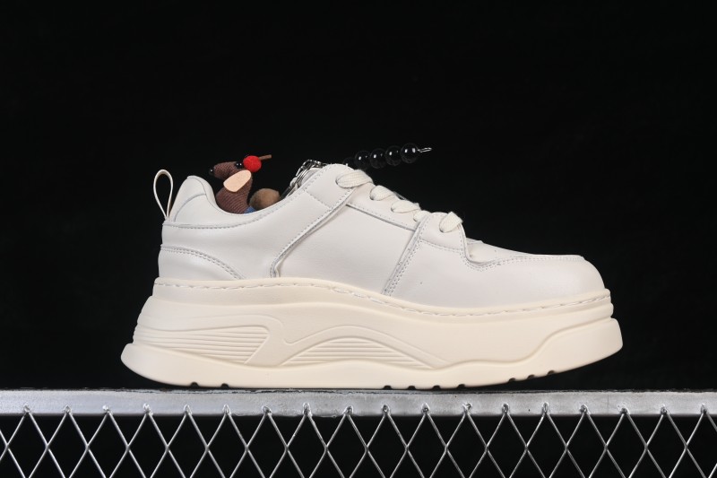 Golden Goose Deluxe Brand Star Patch Platform Sneakers with Cushioned Insole - G25X4475B