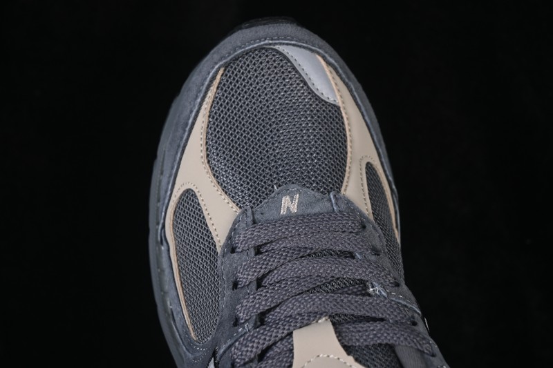 New Balance 2002 Series Retro Running Shoes with N-ERGY Cushioning - M2002RTC