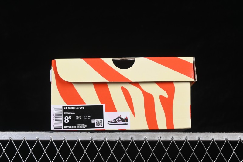 Nike Air Force 1 '07 Low Basketball Sneakers with Black and White Color Blocking - HT5088-630