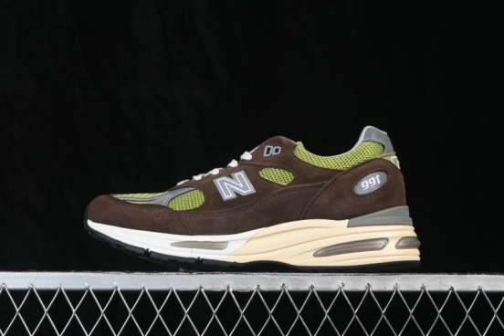 Kith x New Balance Made in USA M991 Retro Running Shoes with Pigskin Suede and ABZORB Cushioning - U991CK2