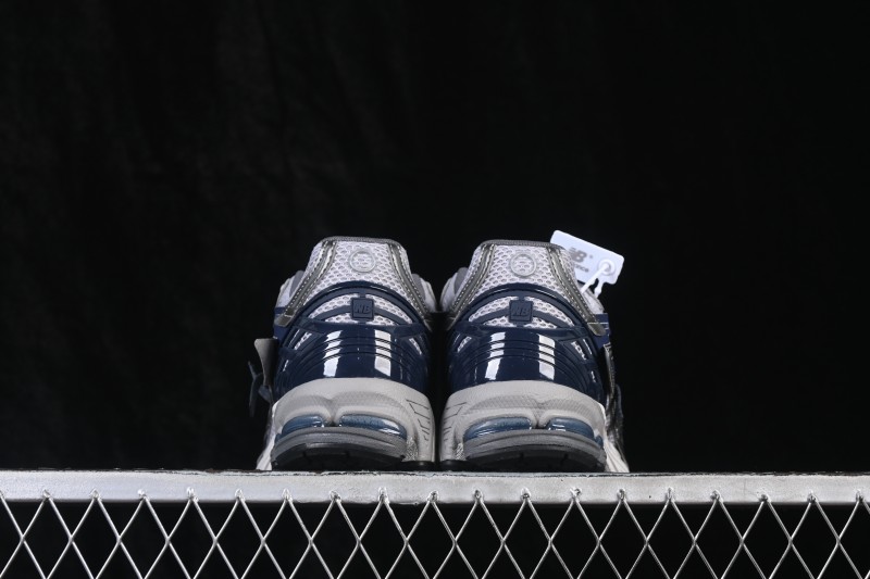 New Balance 1906 Retro Running Shoes with Lightweight Leather and Breathable Mesh Upper - U19064F6