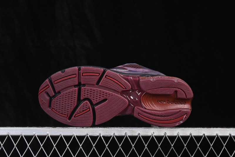 New Balance 2010 Series Retro Running Shoes with Suede and Mesh Upper - U2010RP1