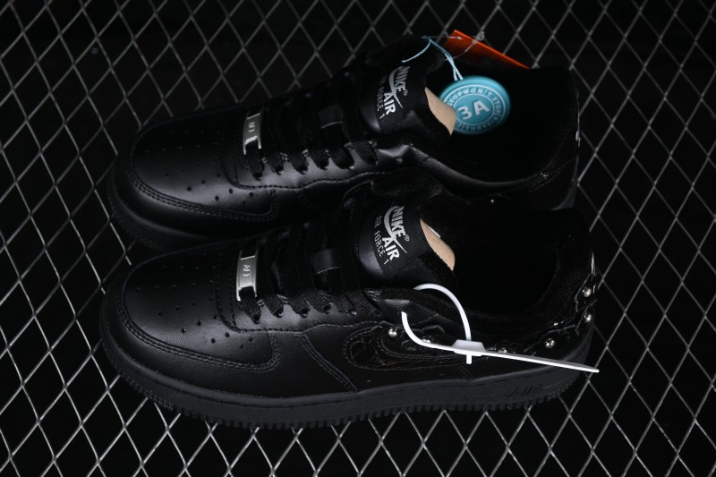 Nike Air Force 1 '07 Low Basketball Shoes with Full-Length Air Cushion - IR8637-001