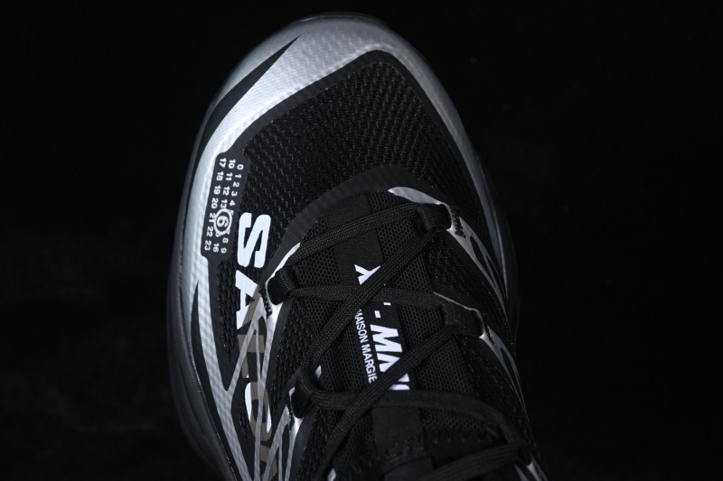 Salomon XT-MM6 Round-Toe Lace-Up Low-Top Lifestyle Sneakers - 491070-23